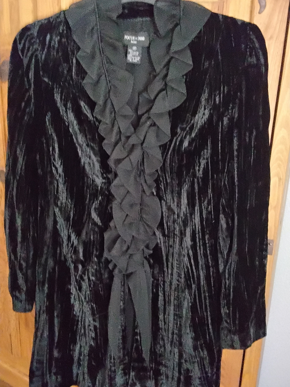 FOCUS 2000 Black Velvet Ruffle Front Jacket - Picture 2 of 5